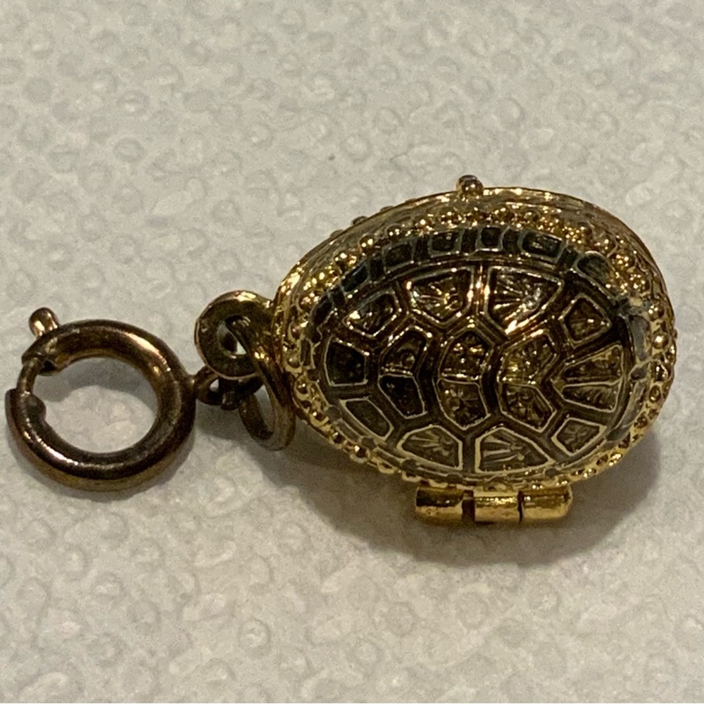 Faberge Egg pendant turtle